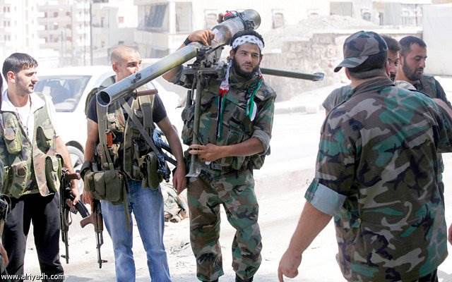 الثوار يسيطرون على “اللواء 52” في درعا